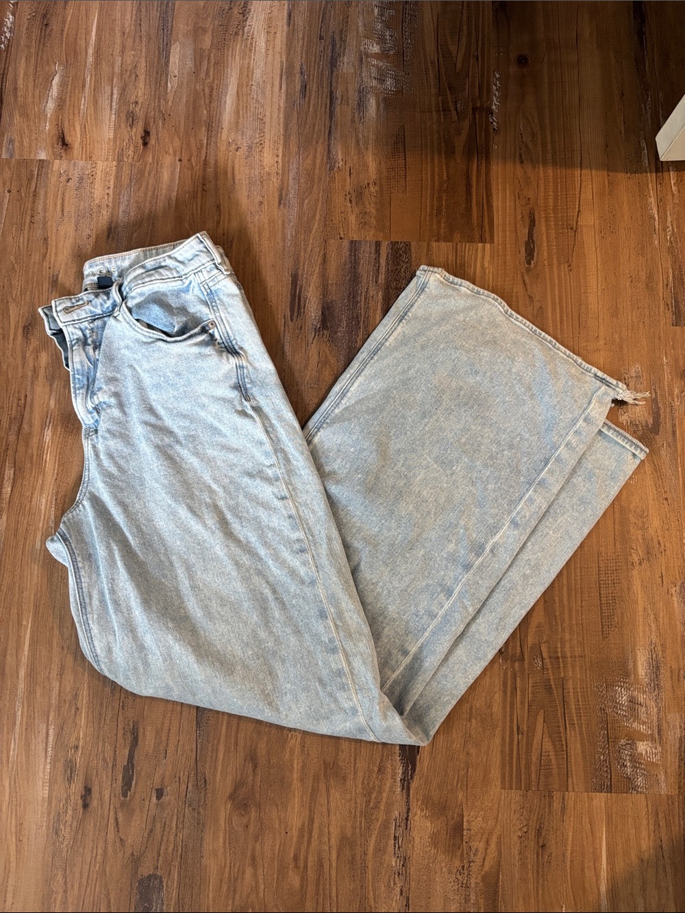 American Eagle Super High-Rise Baggy Wide Leg Jeans 10 Long